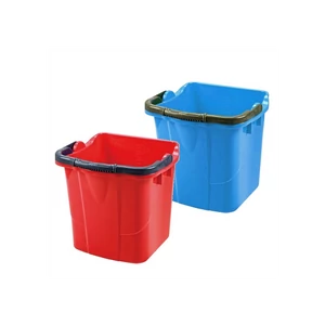 Vödör 18 literes szögletes piros