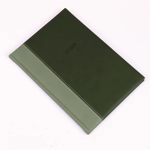 Határidőnapló Linett B/5, heti fehér lapokkal zöld-zöld Realsystem 2026.