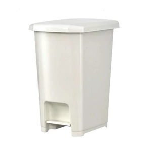 Szemeteskuka pedálos műanyag 9 literes fehér UP400