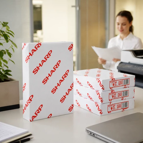 Sharp A4-es, 80 g/m² súlyú, fehér másolópapír 500 íves csomagban irodában.