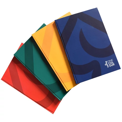 Beírókönyv A4, 96lap, keményfedeles, egyszínű, Lipa Mill vonalas