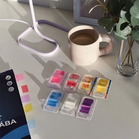 Műanyag jelölőcímke piros – 25×45 mm – Bluering® – könyvek, füzetek, jegyzetek és dokumentumok rendszerezésére