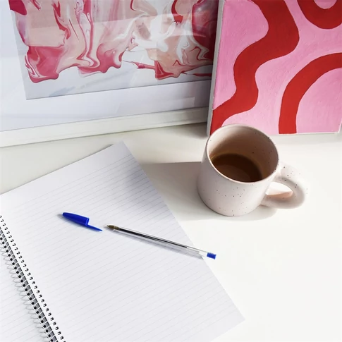 Bluering kék eldobható golyóstoll kupakkal