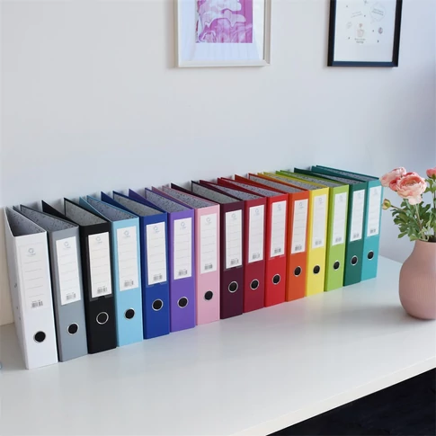 Bluering® fekete A4 iratrendező, 7,5 cm gerinccel, karos mechanikával és kihúzólyukkal