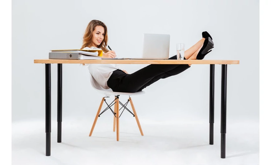 Az irodabútor ne csak dizájnos, kényelmes is legyen!